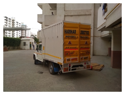 Mini truck for house shifting in noida